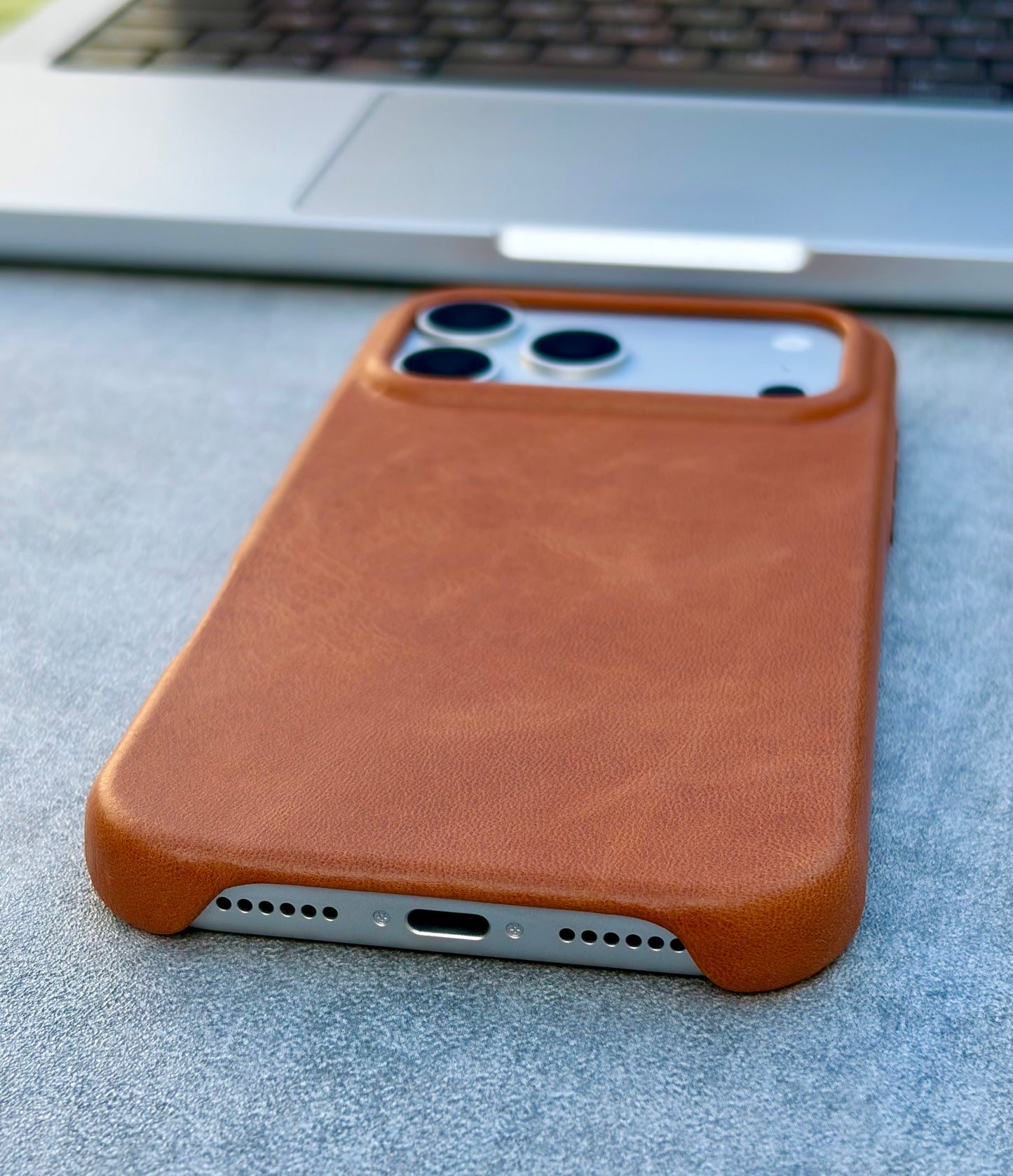 Cognac Leather Case for iPhone 17 Pro Max