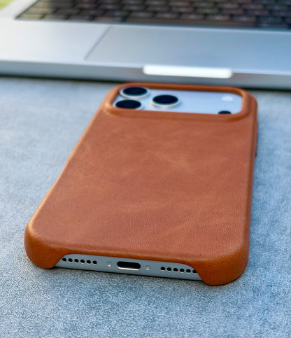 Cognac Leather Case for iPhone 17 Pro Max