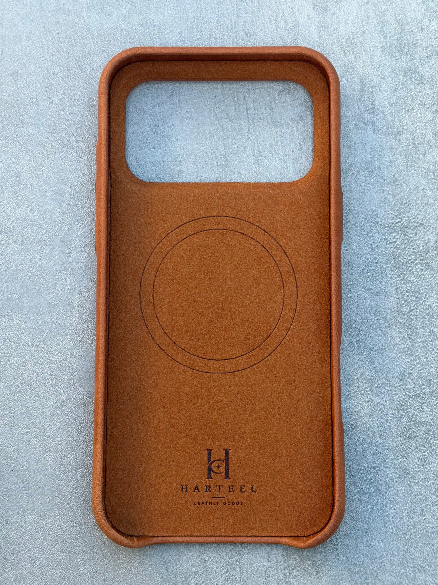 Cognac Leather Case for iPhone 17 Pro Max